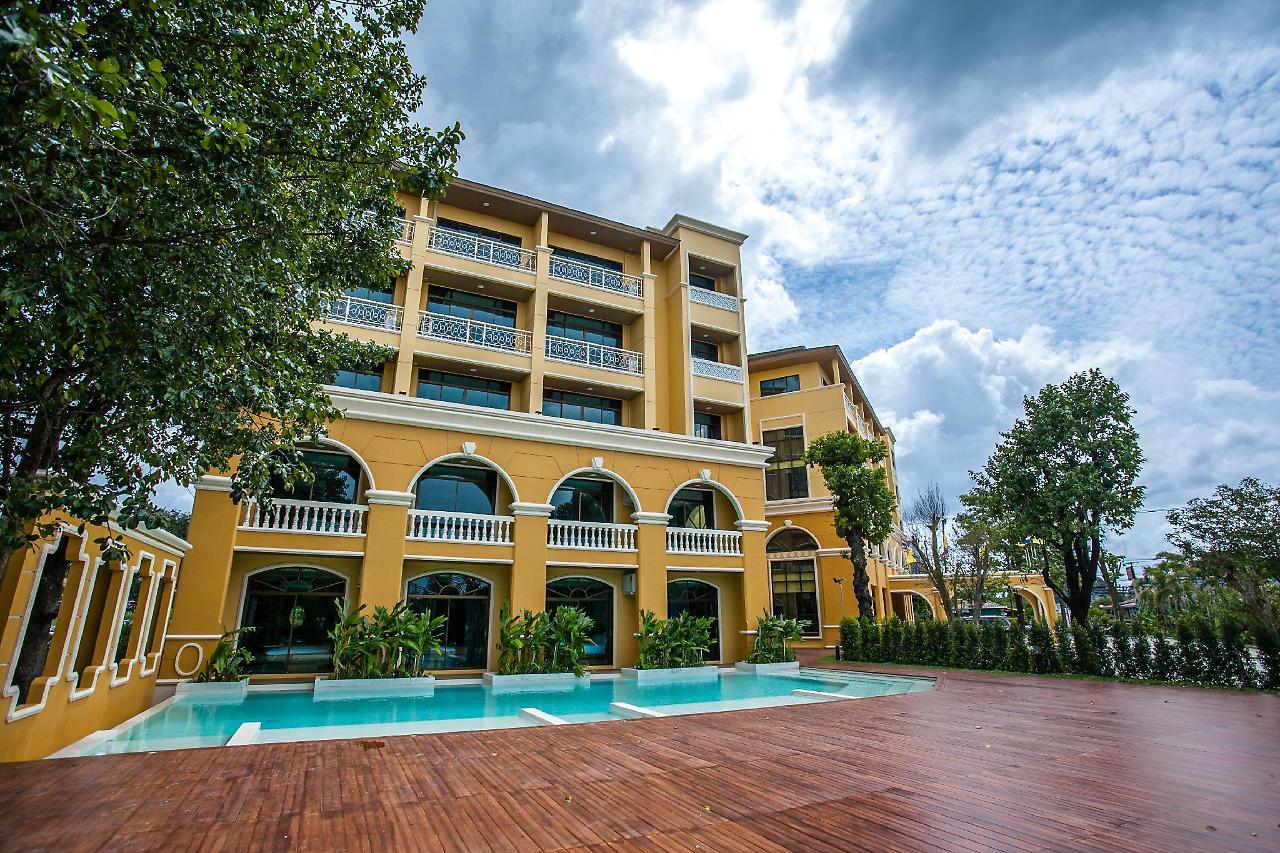 The Pineapple Hotel Krabi Exterior photo